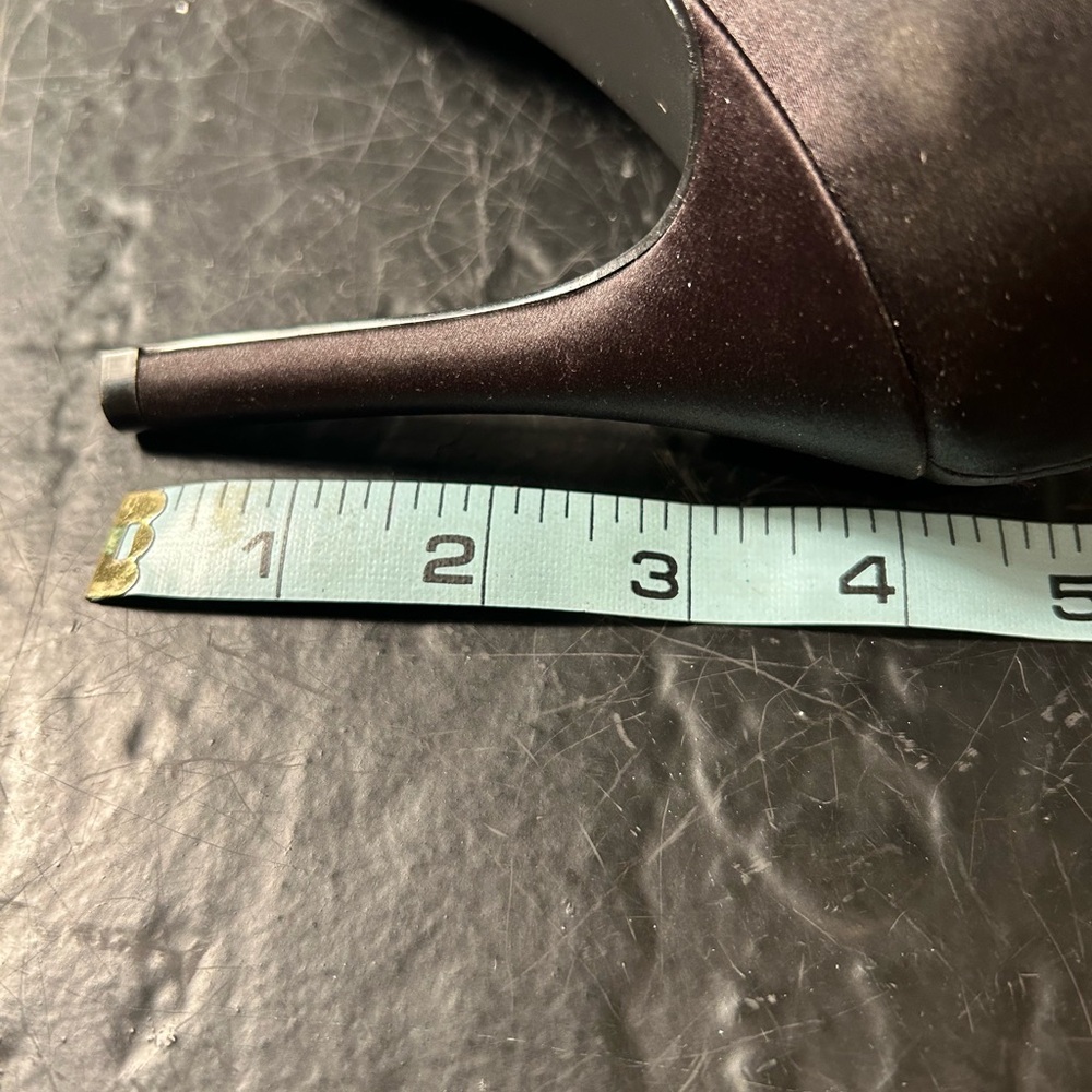 Nine West Black Pumps with Pearl Embellishments - Picture 13 of 13